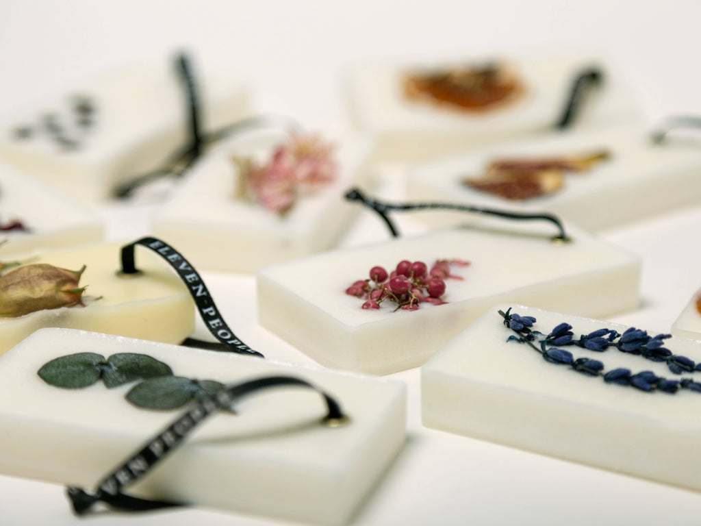 08 Sea Salt, Jasmine and Cedarwood Closet Wax Bar Freshener